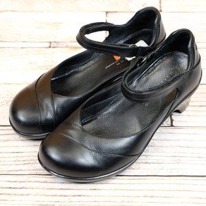 🖤SOLD🖤 Aravon by New Balance Women's Maya Mary Jane 8D